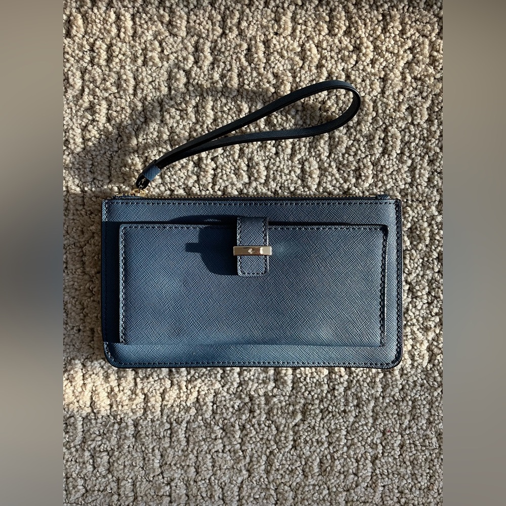 Kate Spade slim wristlet wallet